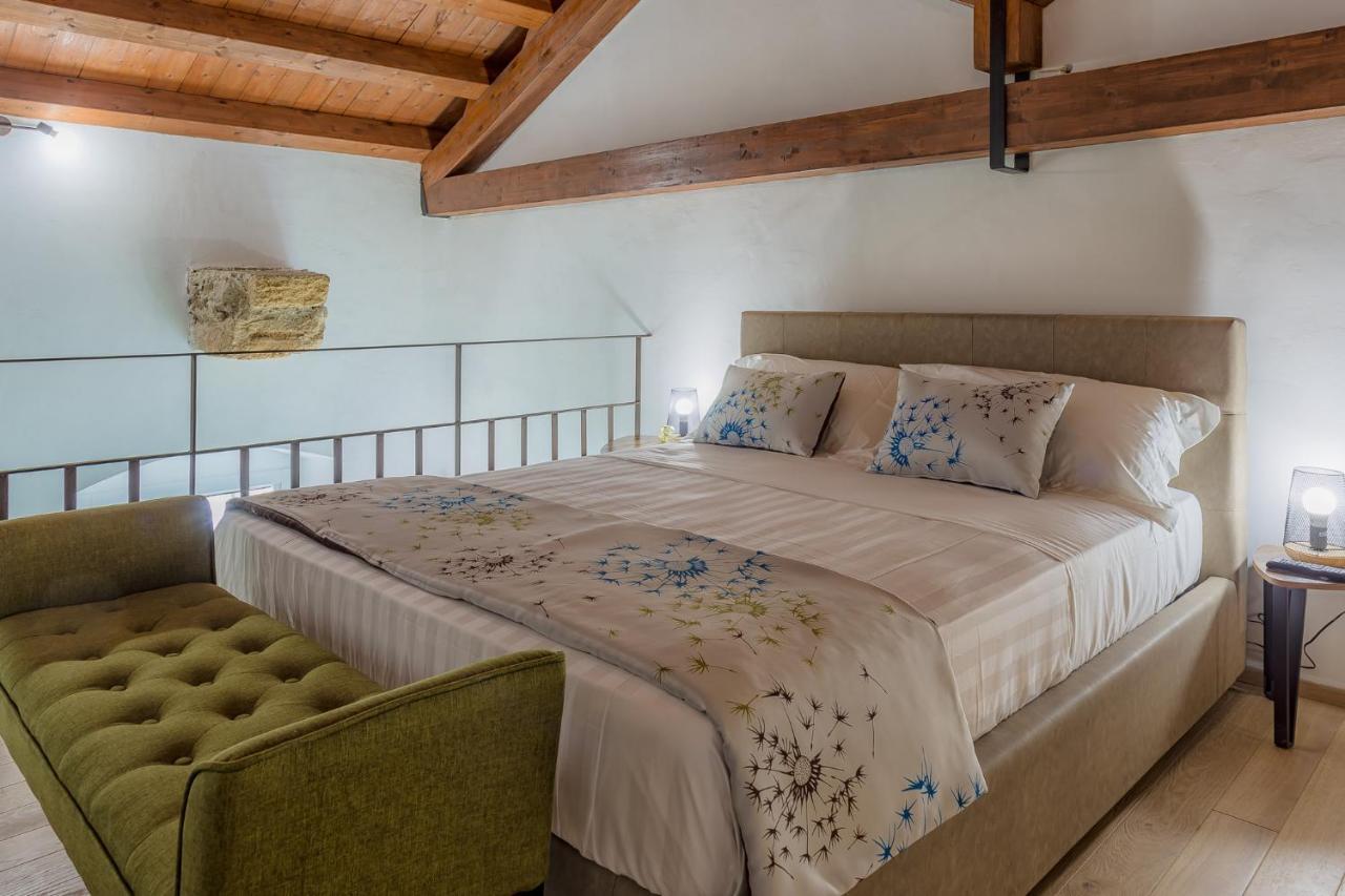 Le Maestranze Deluxe Rooms Sciacca Bagian luar foto